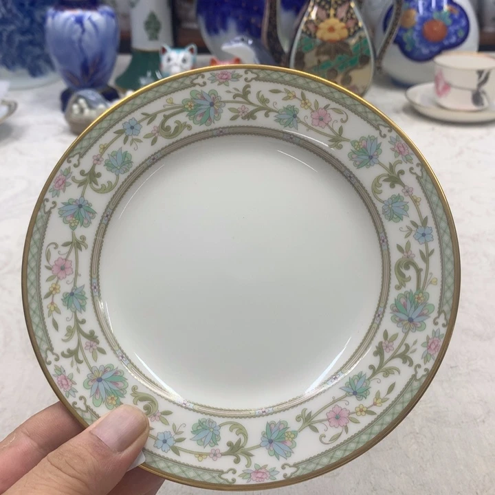 金瓷阁精品瓷器漂亮