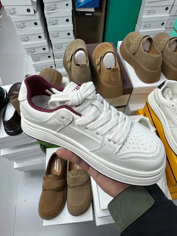 6601小白鞋春季春秋防滑耐磨休闲板鞋百搭系带鞋子休闲鞋夏季