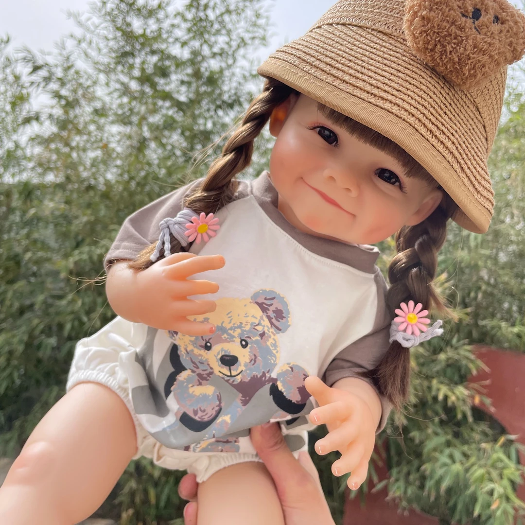 灰色衣服小泡芙可洗澡换装娃娃55cm微笑女孩可洗澡洗澡生日礼物