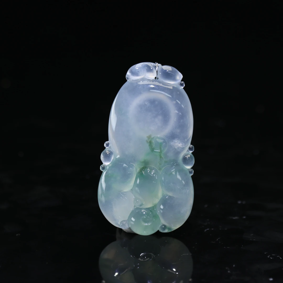 16天然缅甸翡翠A货冰飘花佛手瓜/600098/上海嘉禾拍卖