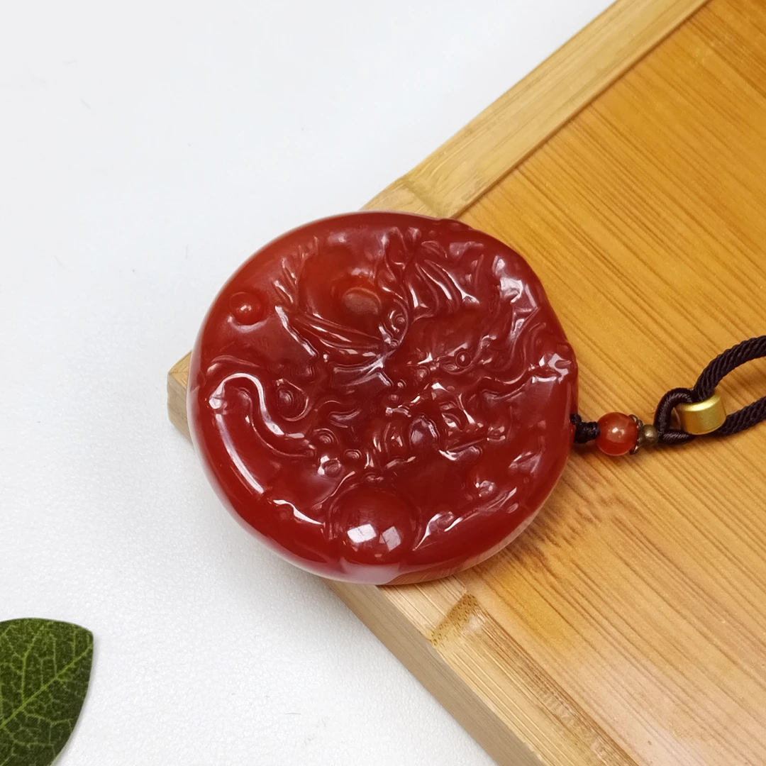 【 侯总甄选】红玛瑙龙牌吊坠拍一只发一