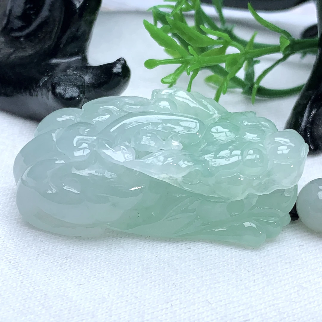 天然缅甸翡翠A货冰润浅绿口含珠貔貅吊坠挂件41.6−21.2−13.4mm