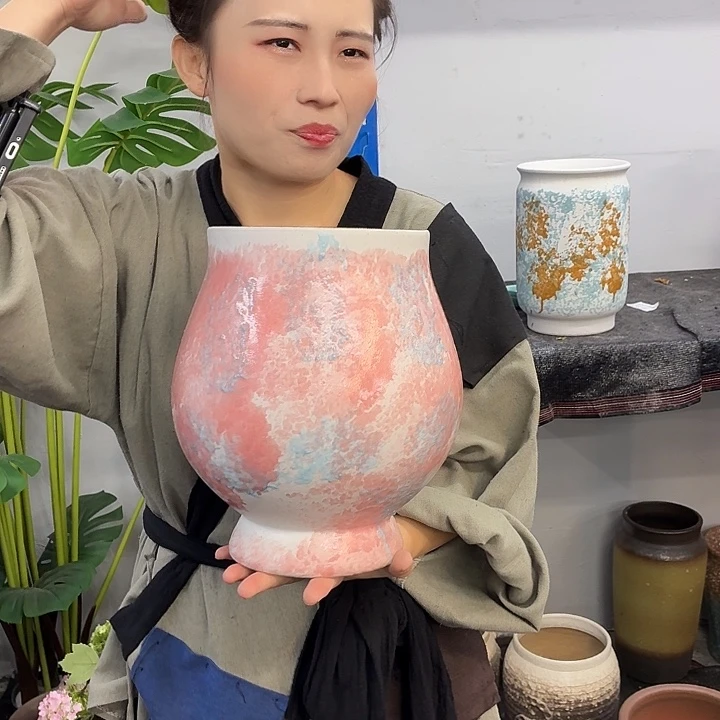 17-27 -粗陶花盆有孔