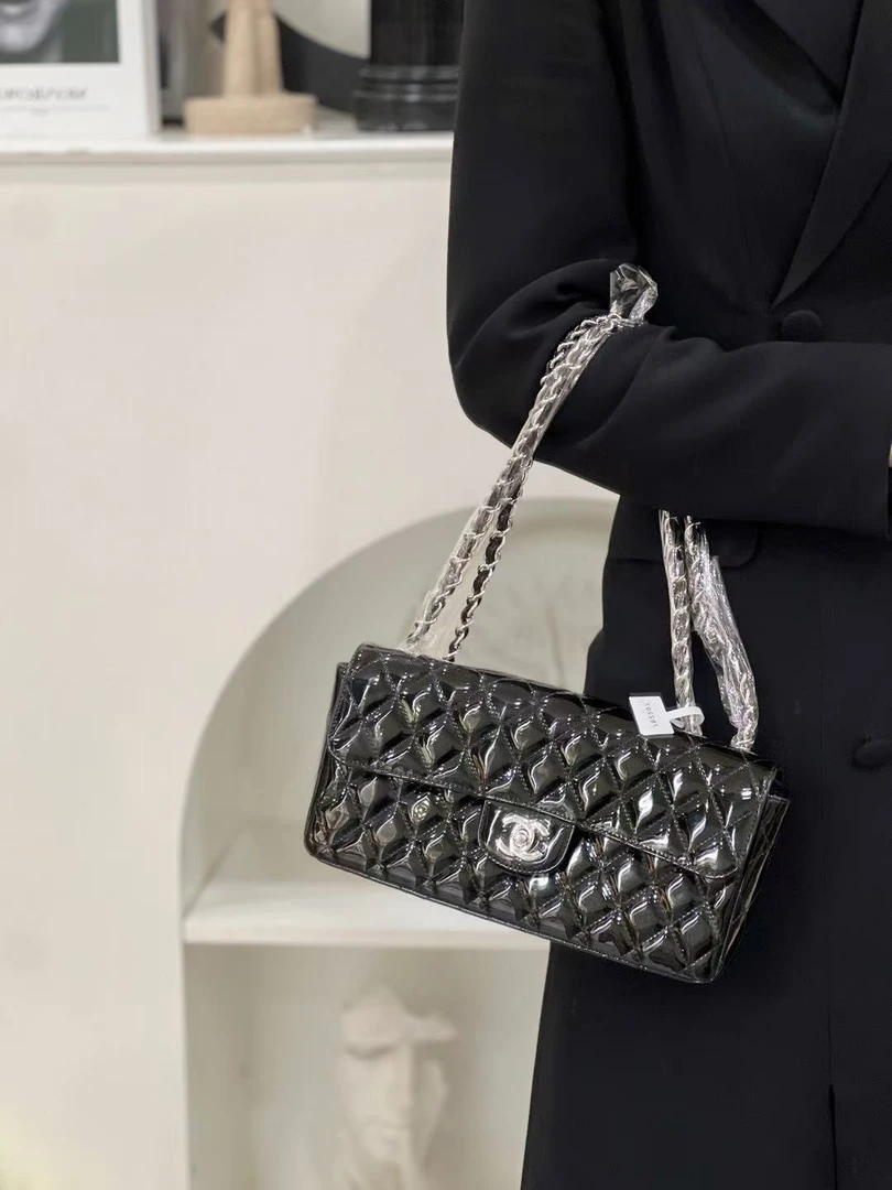 99新 Chanel/香奈儿 香奈儿法棍黑银漆皮单肩包/公价无/优品