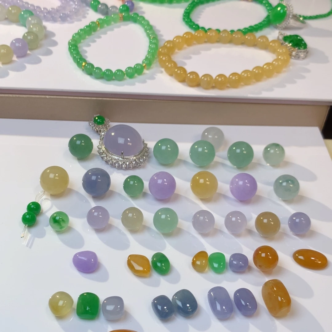 定制翡翠未镶嵌直播间商品