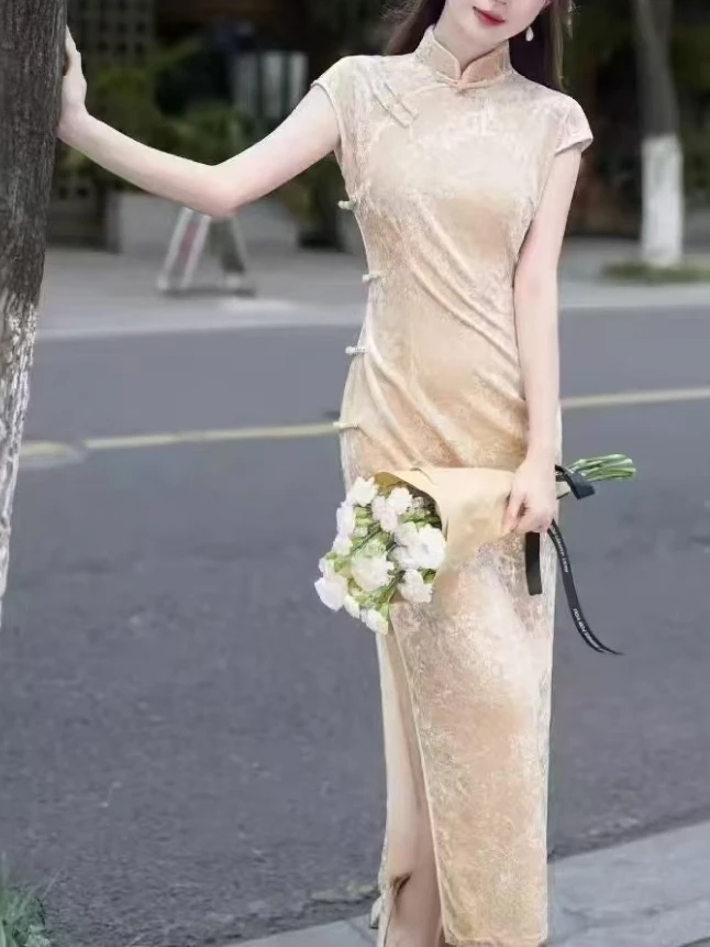 日常显瘦丝绒气质优雅国风长款旗袍蕾丝中国风时尚网红复古修身