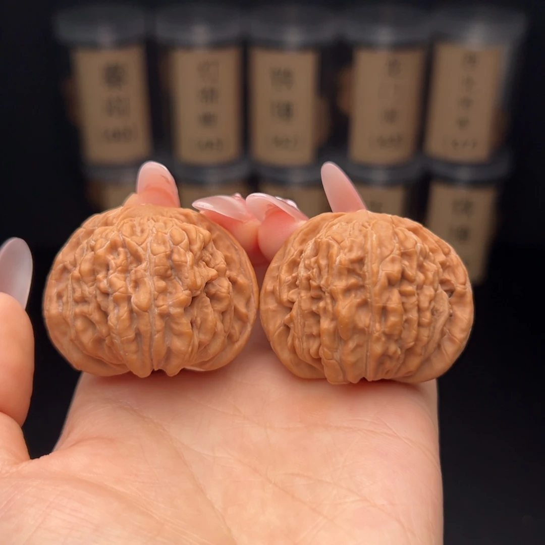 小***博吊坠文玩核桃四座楼