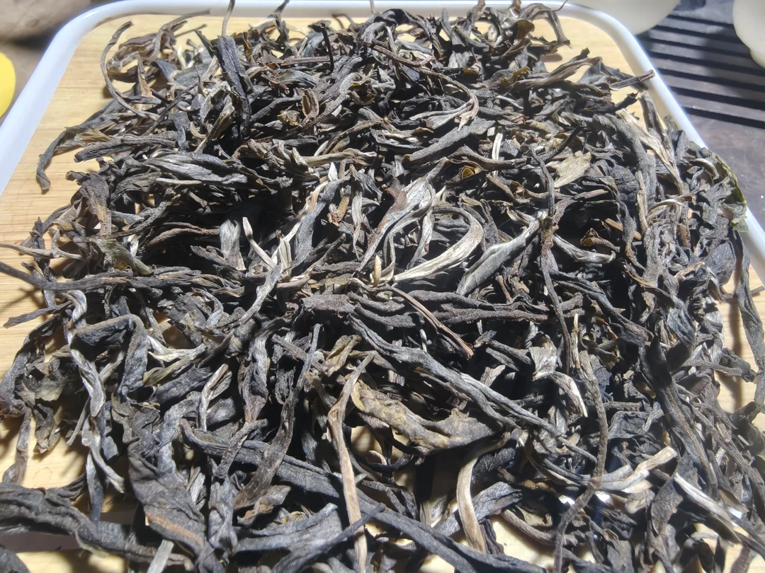 2024年邦读藤条古树生茶散料