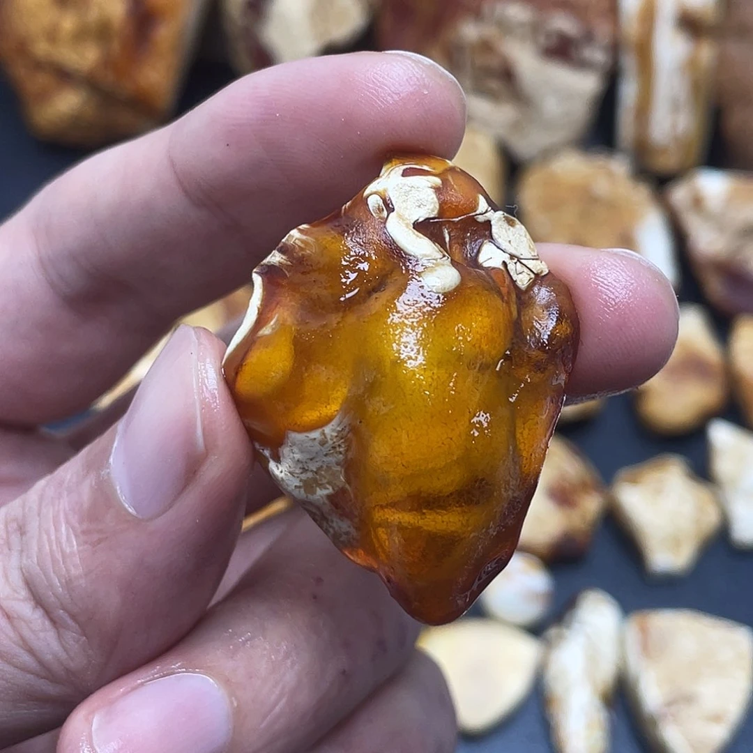 定制琥珀未镶嵌挺**头定制