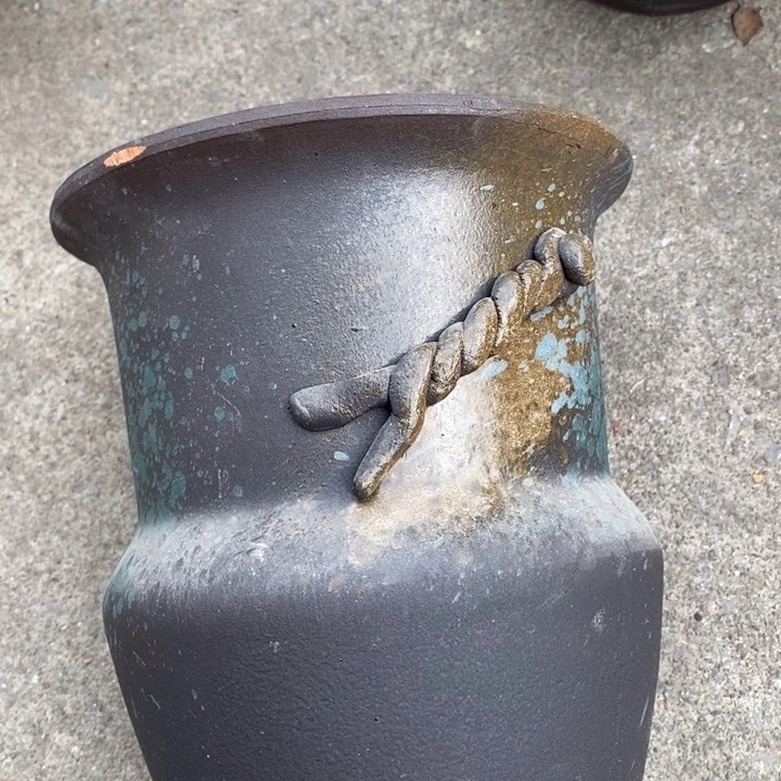 紫砂花盆高22口20瑕疵