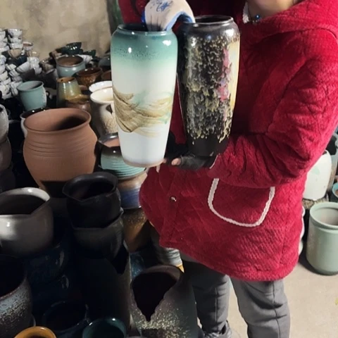 口11高31瑕疵盆子。