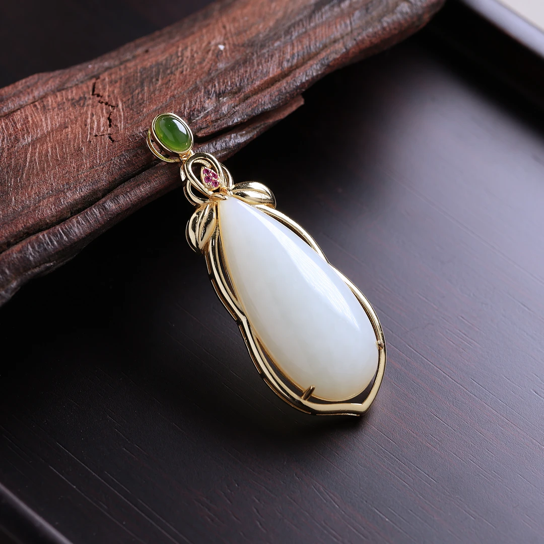 爱思尔新疆刮刮来财S925银白玉水滴吊坠0AYB0A270（多样性发货）