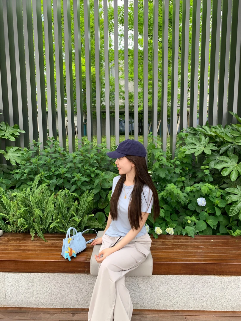 【李金贤】“巴黎 ”天丝亚麻云感显瘦圆领T 023