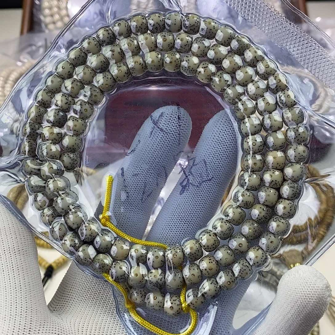 星月菩提吊坠87卡姿兰大眼睛