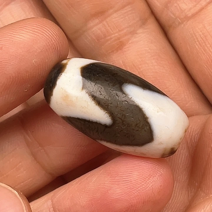 吾***来未镶嵌颈饰玛瑙/玉髓