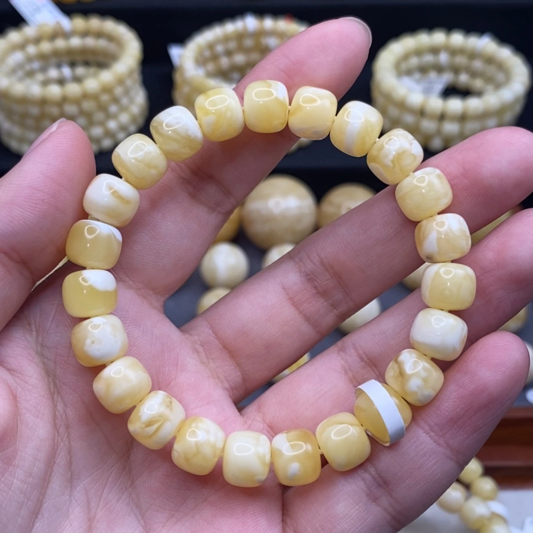 蜜蜡未镶嵌珠宝奇石9.3