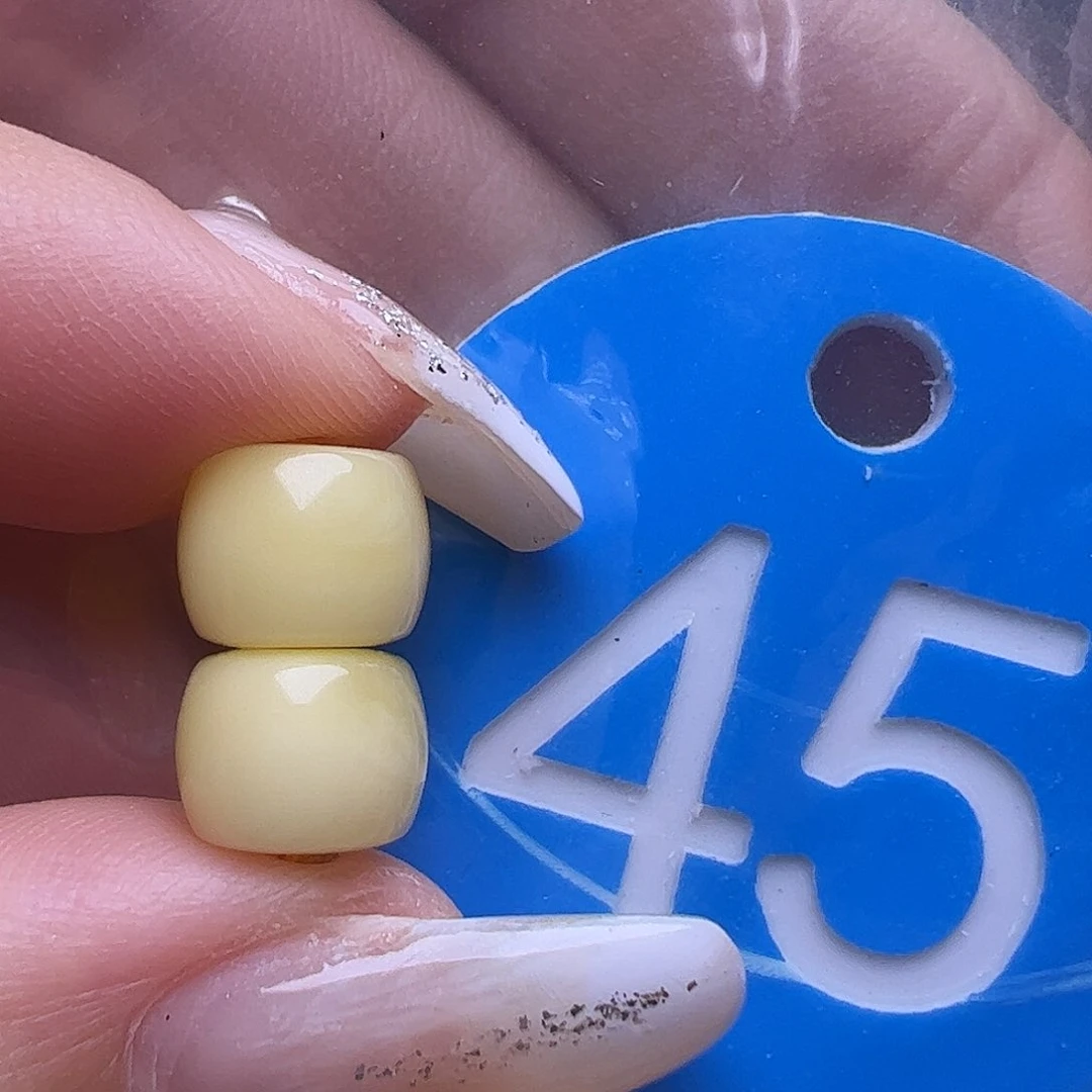 未镶嵌蜜蜡裸石8mm直切