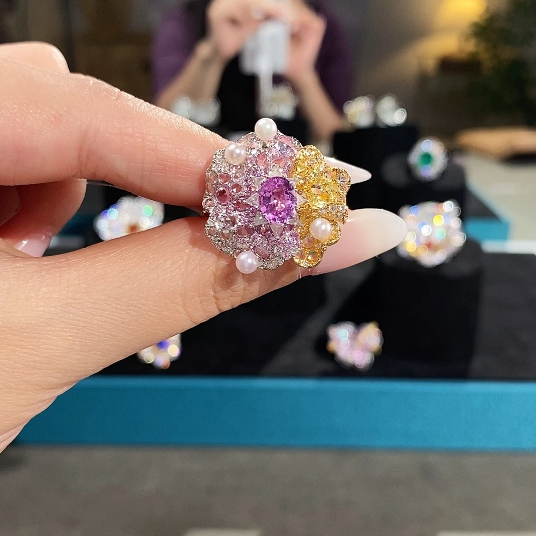 蓝宝石戒指18K金镶嵌无烧紫粉蓝宝1.095