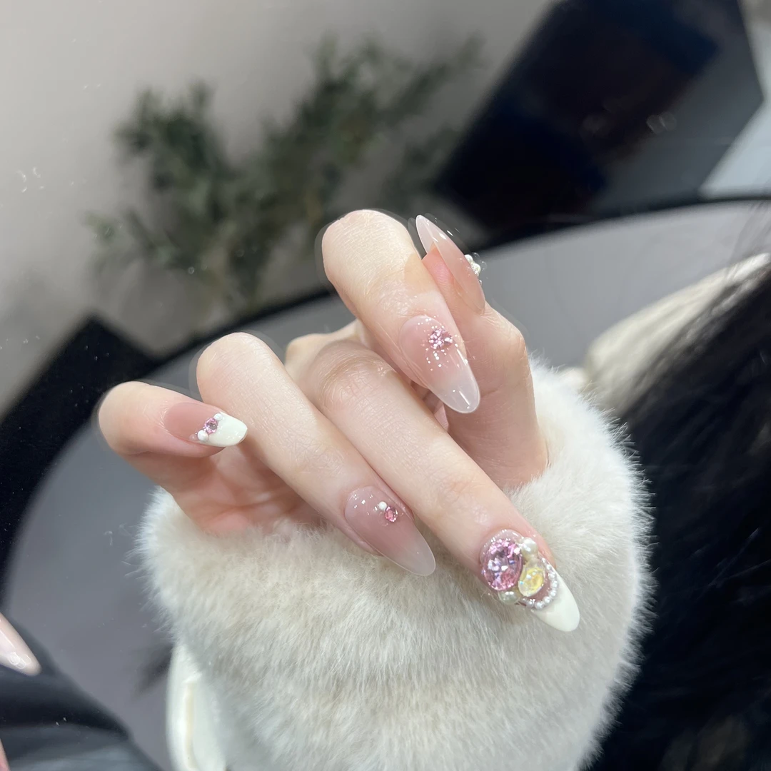 本宫指义【F27/施华】穿戴甲纯手工 月光施华钻  底色：国风3腮裸