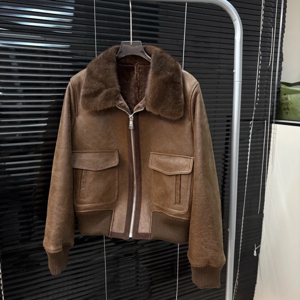 【元来推荐】2025年新款2588机车风貂领配皮毛一体短款时尚女外套