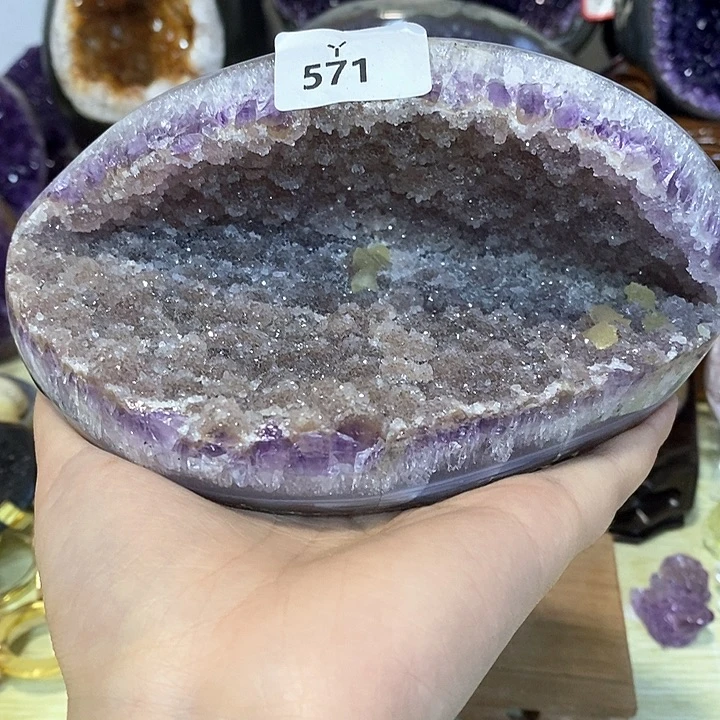 未镶嵌水晶大型摆件（非配饰）