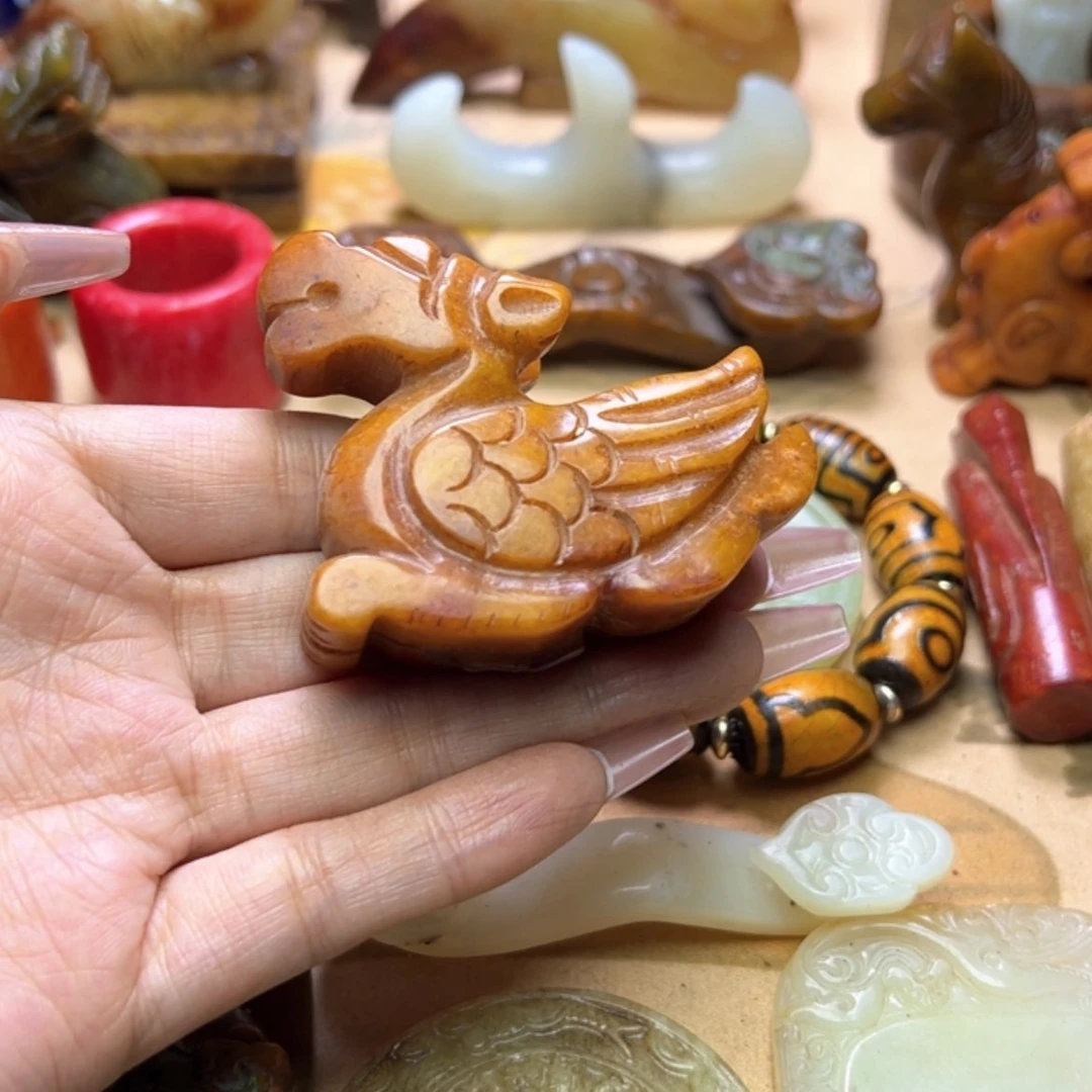 【闪购商品】蛇纹石玉颈饰未镶嵌