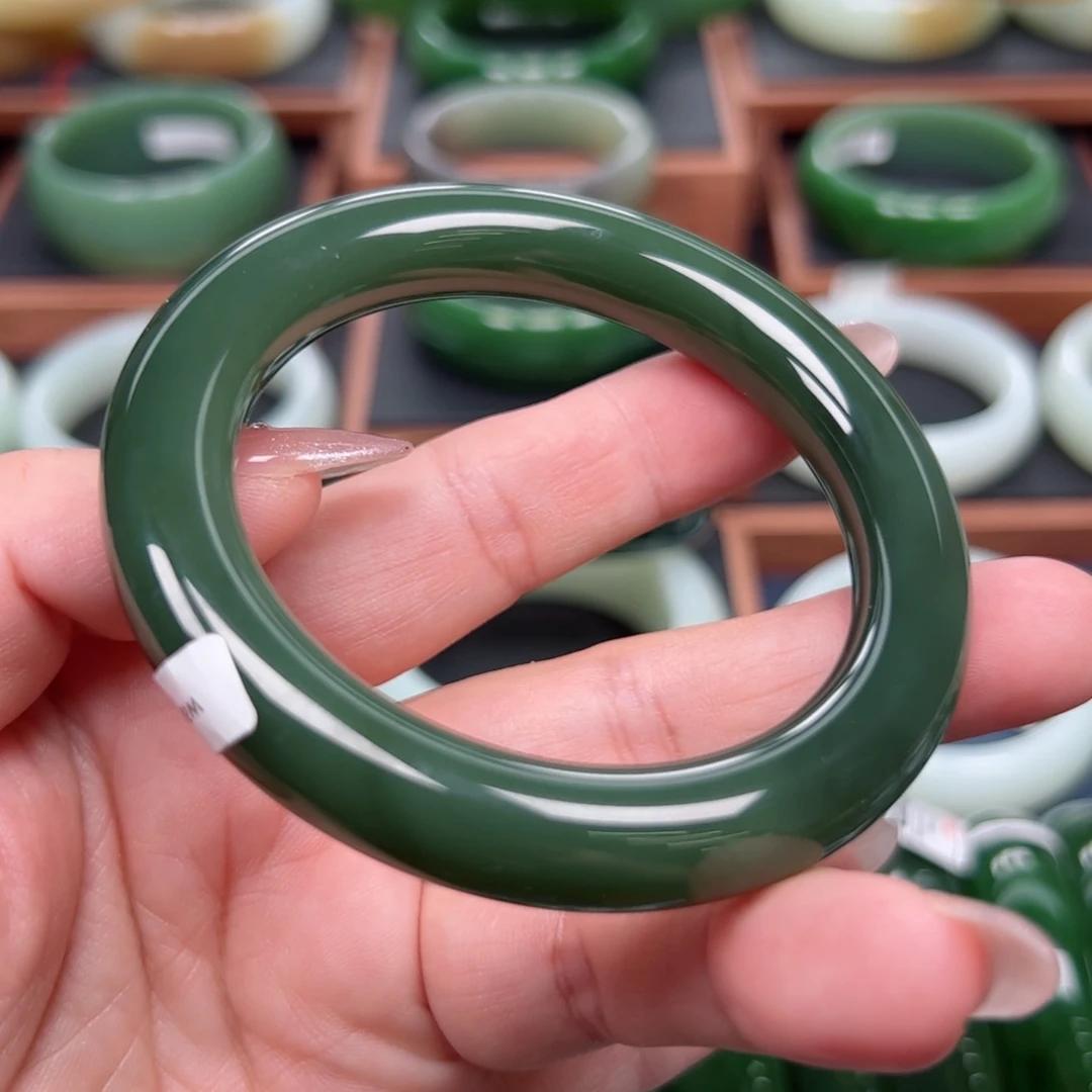 未镶嵌手镯和田玉（碧玉）5758圈口