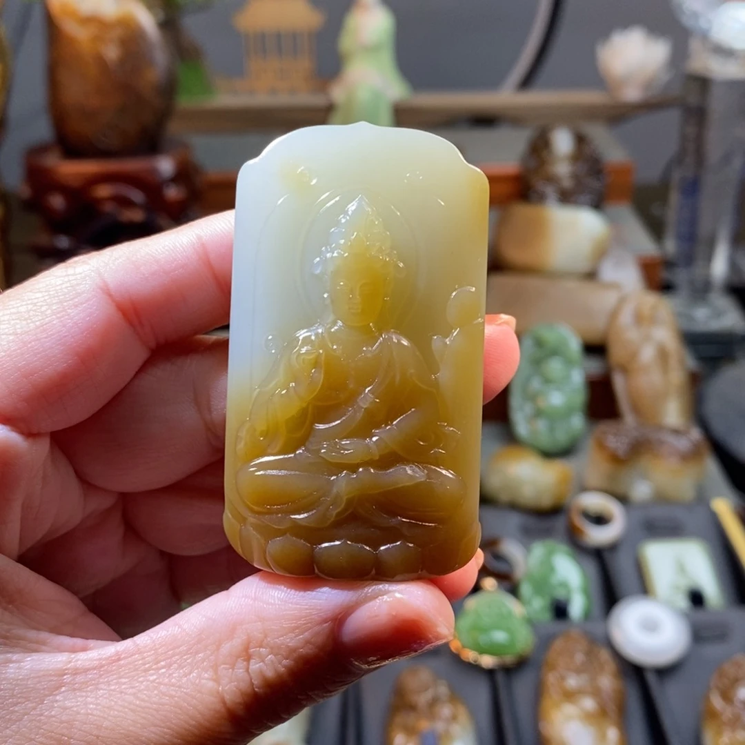 和田玉（糖玉）颈饰未镶嵌甜*仙