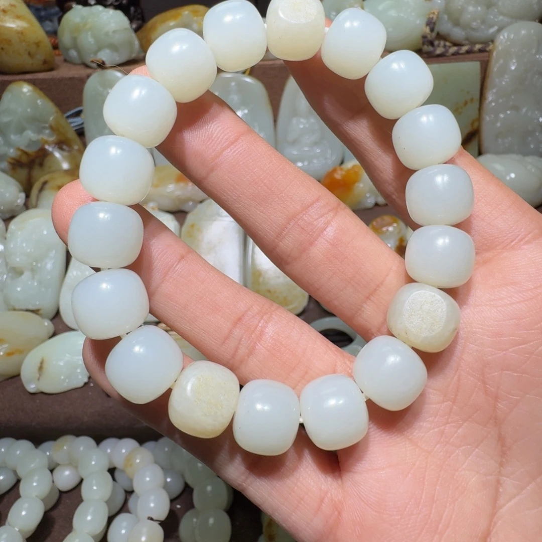 东***枋和田玉未镶嵌手串