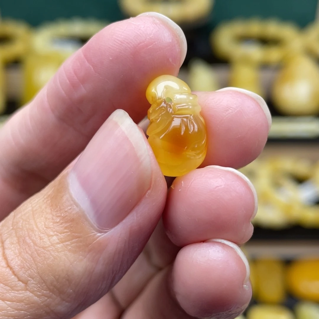 琥珀裸石未镶嵌琥珀蜜蜡