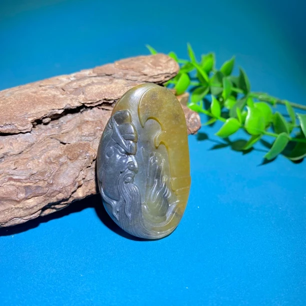 新疆和田玉籽青花淡墨典【宽/高/厚&克重：】51*33*15.9*40克