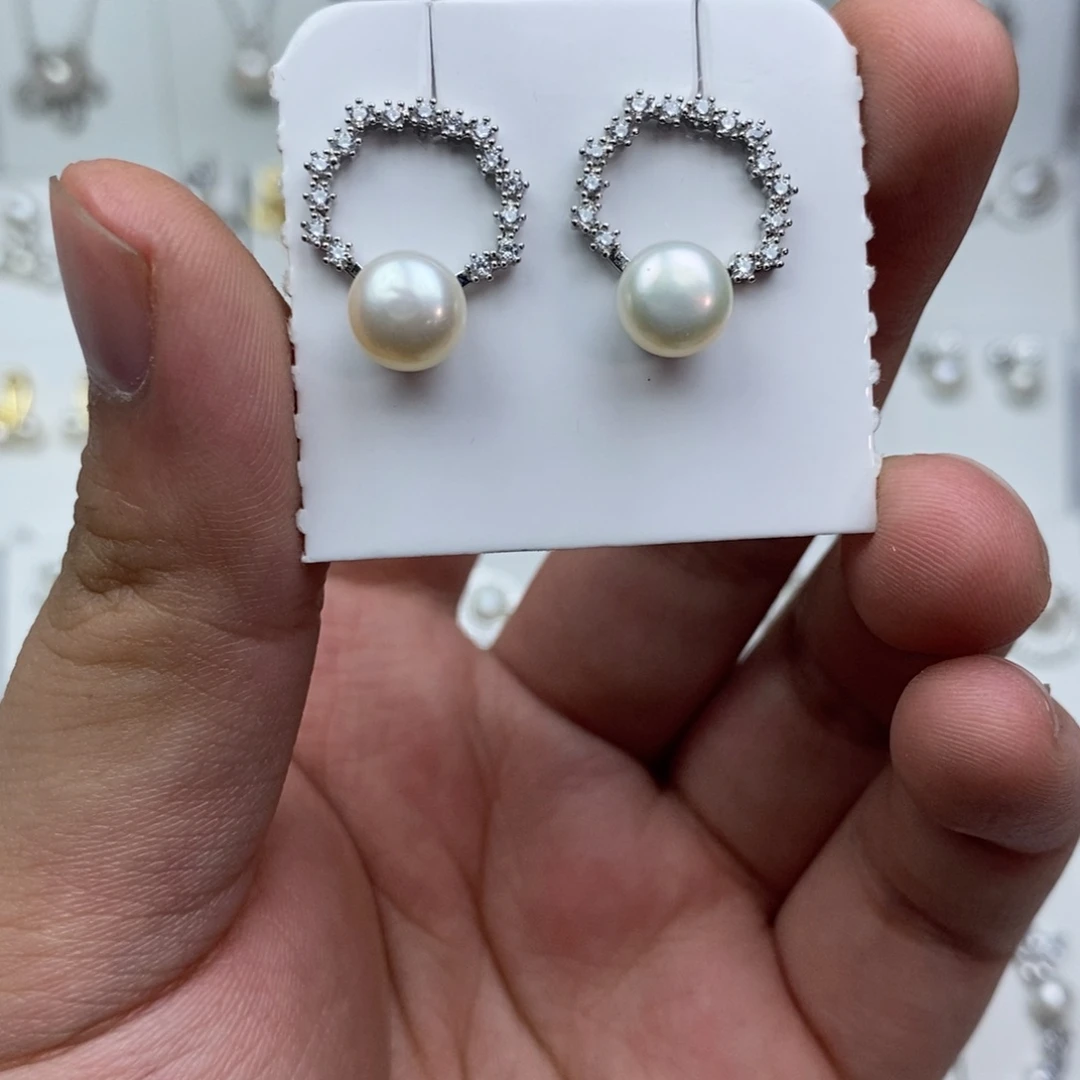 淡水珍珠未镶嵌耳饰