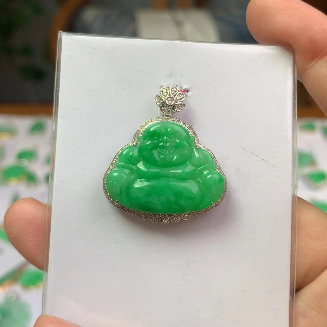 翡翠18K金镶嵌颈饰翡翠首饰