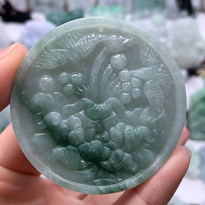 翡翠未镶嵌颈饰花开富贵福利