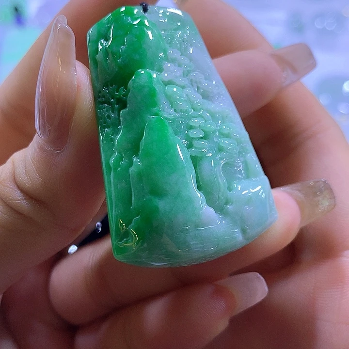 翡翠未镶嵌颈饰天然翡翠A货吊坠