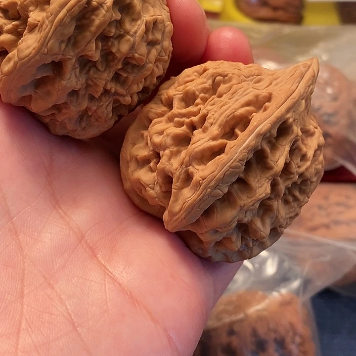 【闪购商品】文玩核桃吊坠晴**本大不是