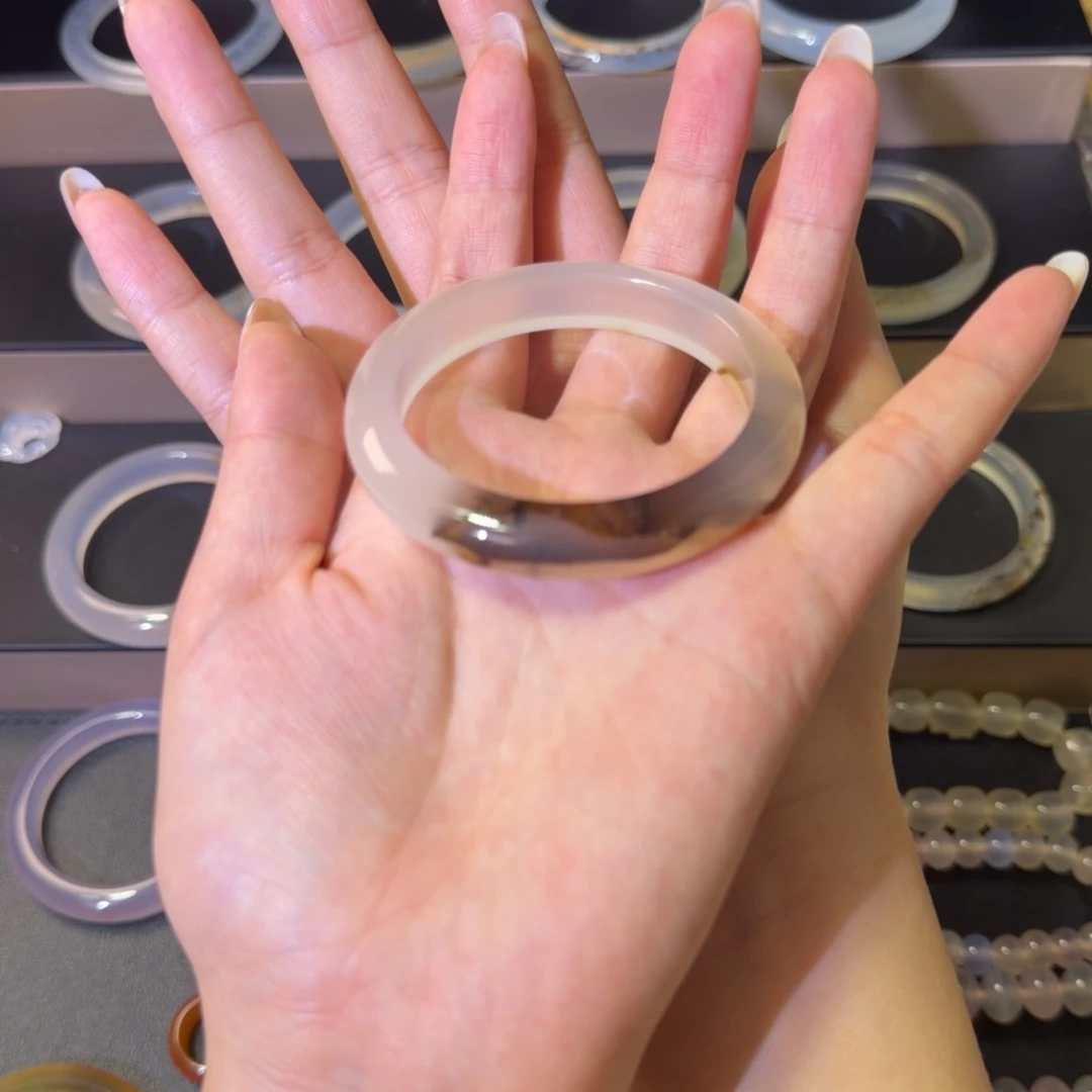 玛瑙/玉髓未镶嵌手镯