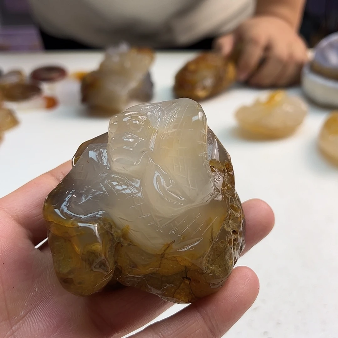 玛瑙/玉髓合金颈饰