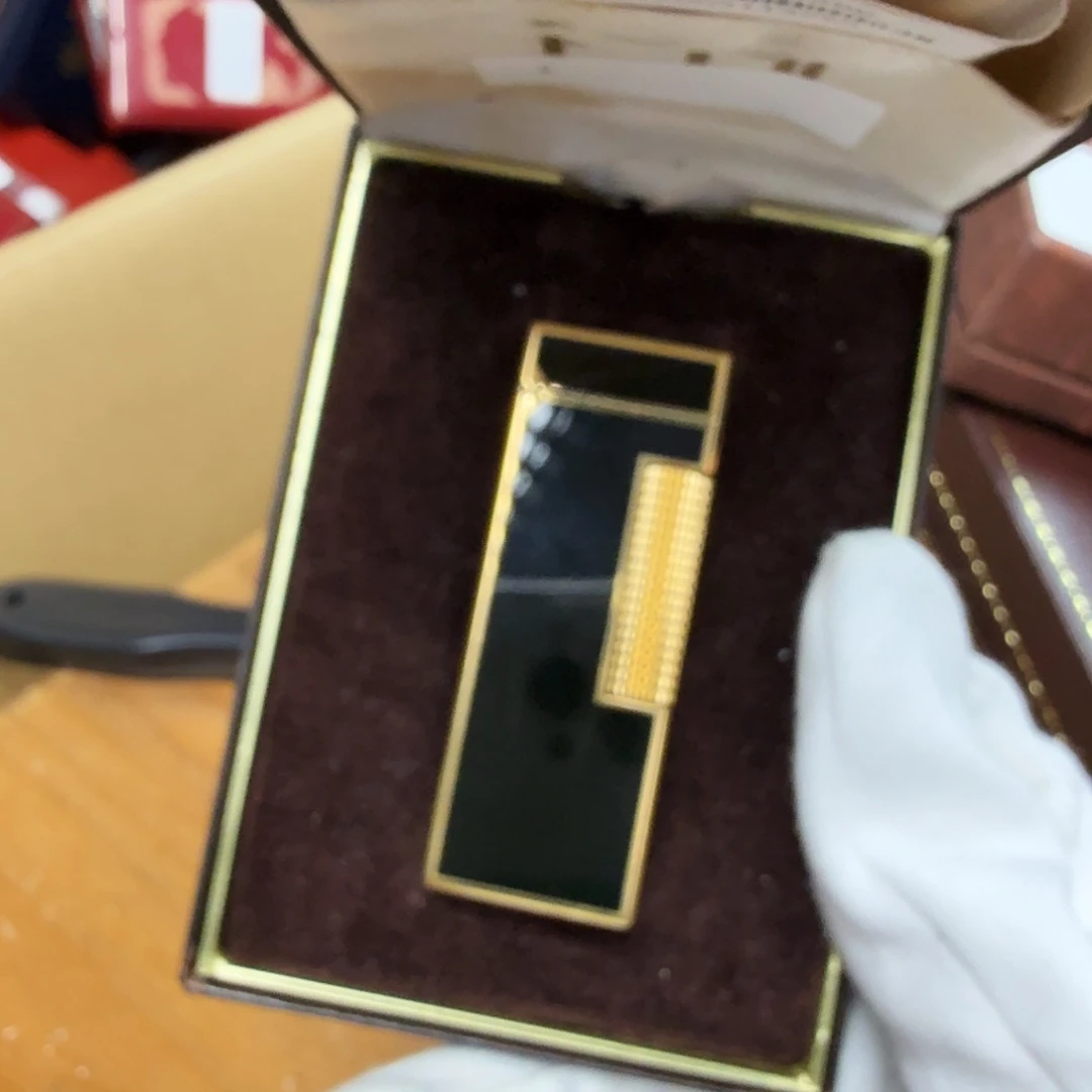 登4代黑漆金 原盒