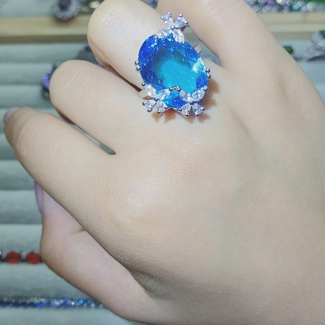 【闪购商品】银S925镶嵌耳饰托帕石