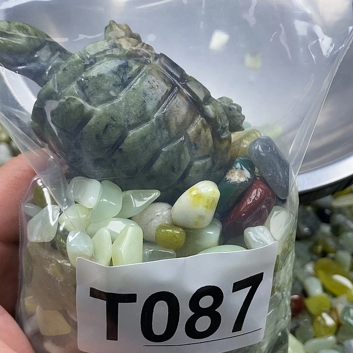 未镶嵌蛇纹石玉鱼缸石