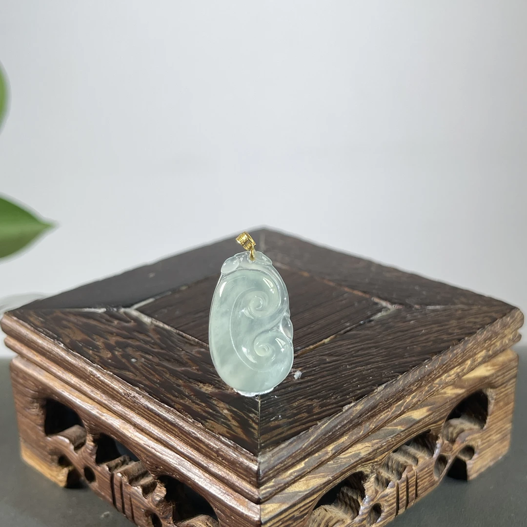 JTA21-017 天然缅甸A货翡翠 18K扣头如意