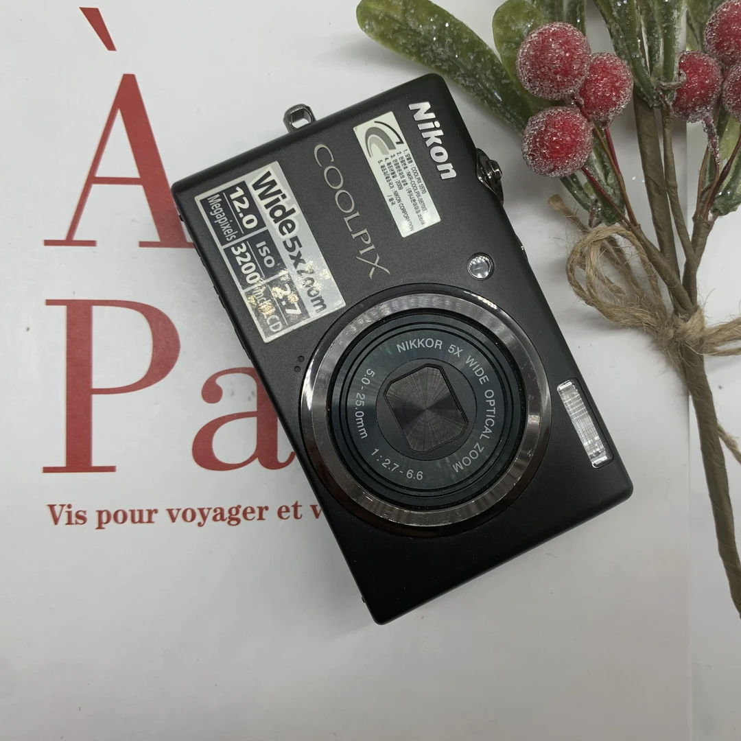 95新 Nikon/尼康 S570 1200万像素 5倍光学变焦（no退no换）