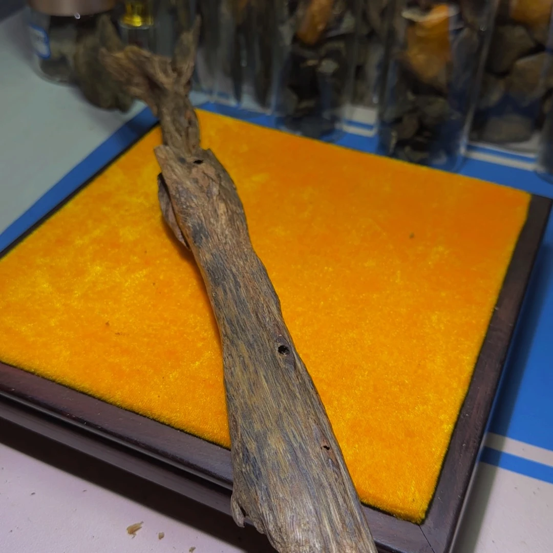 沉香手把件星**眠沉香奇楠天然虫然老料108克