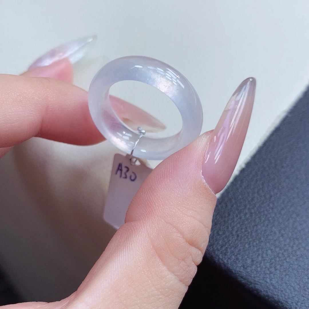 翡翠未镶嵌戒圈13号