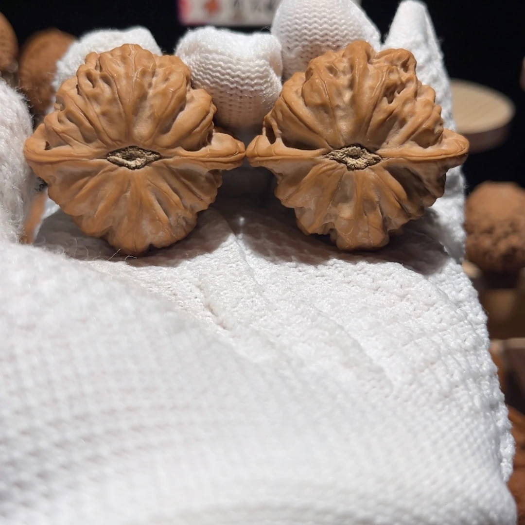 文玩核桃吊坠佛肚42