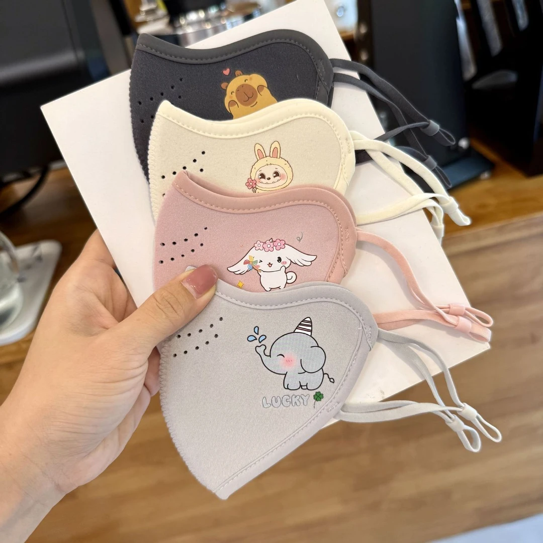 2025新款儿童保暖口罩男女童秋冬季可爱加厚澳绒防寒防冻学生面罩