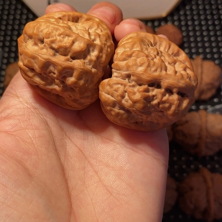 把件文玩核桃开背八腿