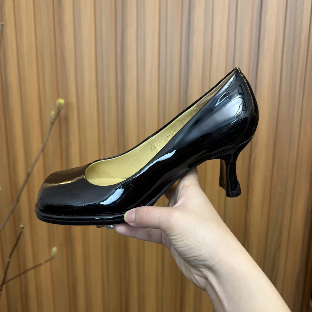 爱的睿高跟浅口百搭真皮鞋