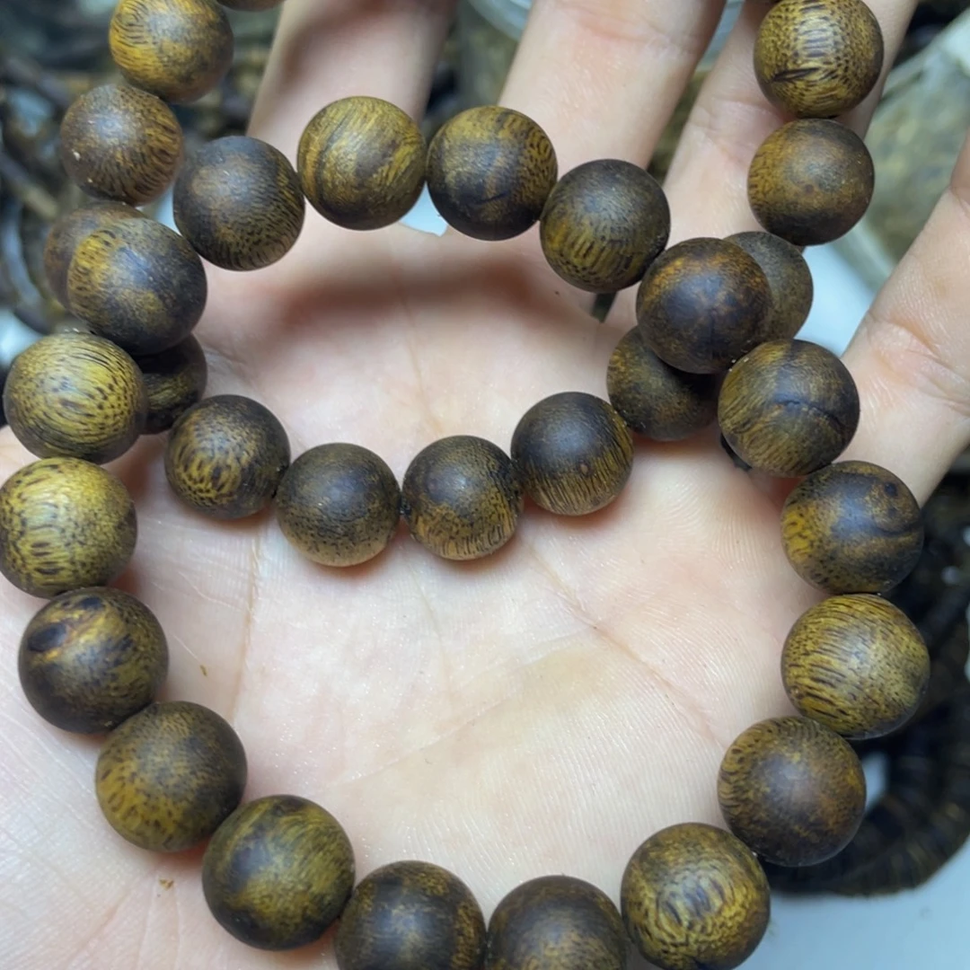 沉香碎屑沉香+1.2圆珠单圈12克加多样性发一